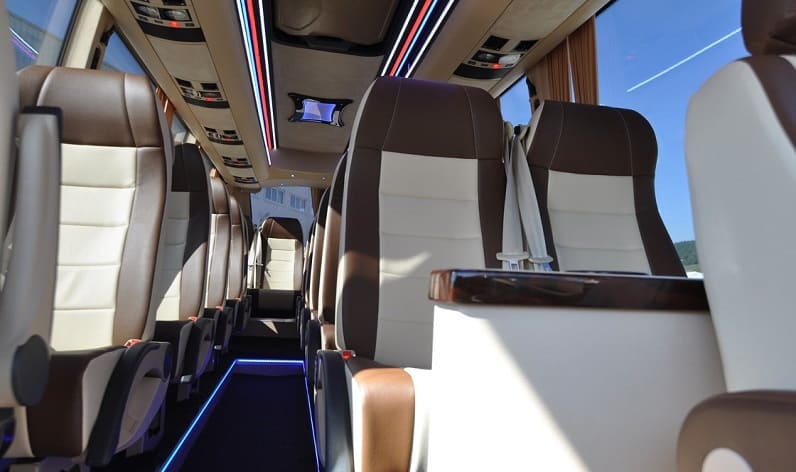 Hauts-de-France: Coaches charter in Amiens in Amiens and France